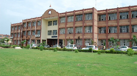 Maharishi Markandeshwar University